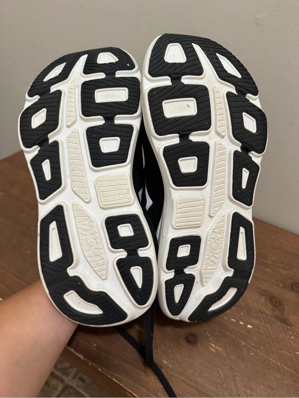 HOKA Bondi Women’s Sneakers Size 10 - Picture 6 of 8